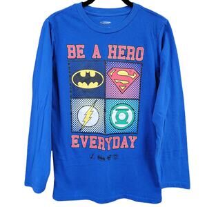 DC Universe‎ Graphic Tshirt Boys Sz XL Batman Superman Flash Green Lantern Shirt